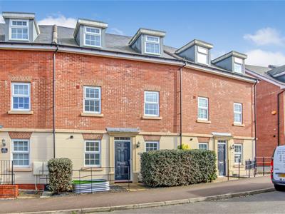 Floor plan Summers Hill Drive, Papworth Everard, Cambridge